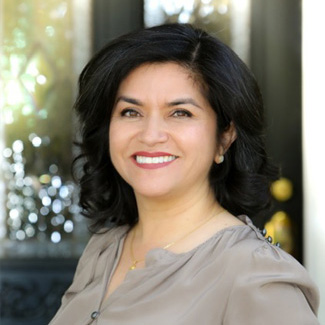 Lourdes M. Castro Ramírez